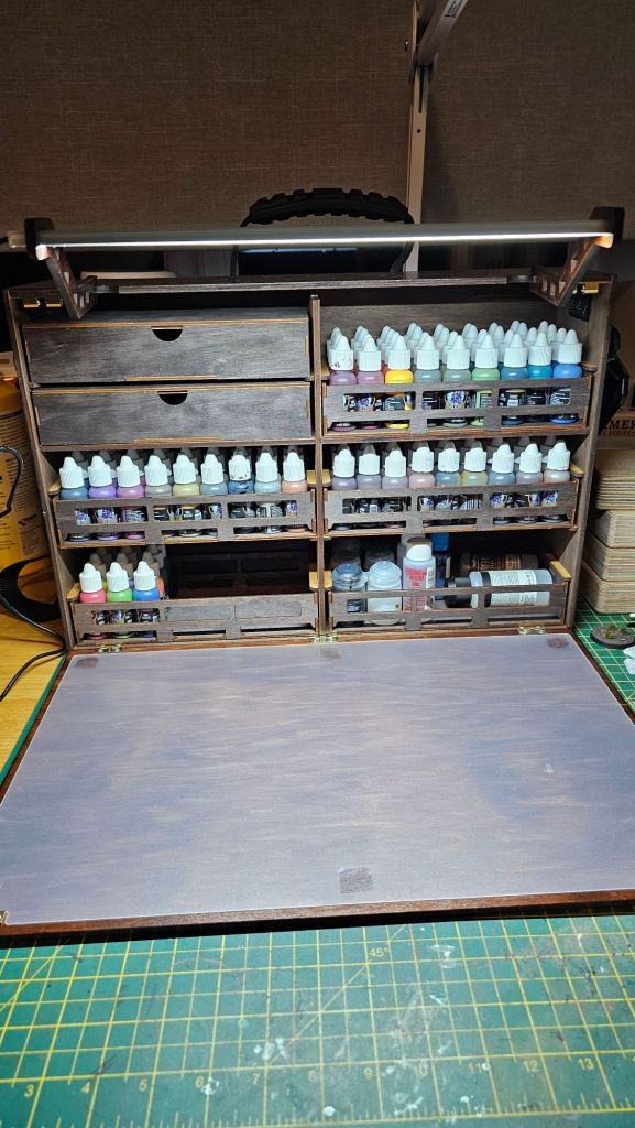 Awesome New Paint Station by Frontier Wargaming in 2022 - Must Contain Minis